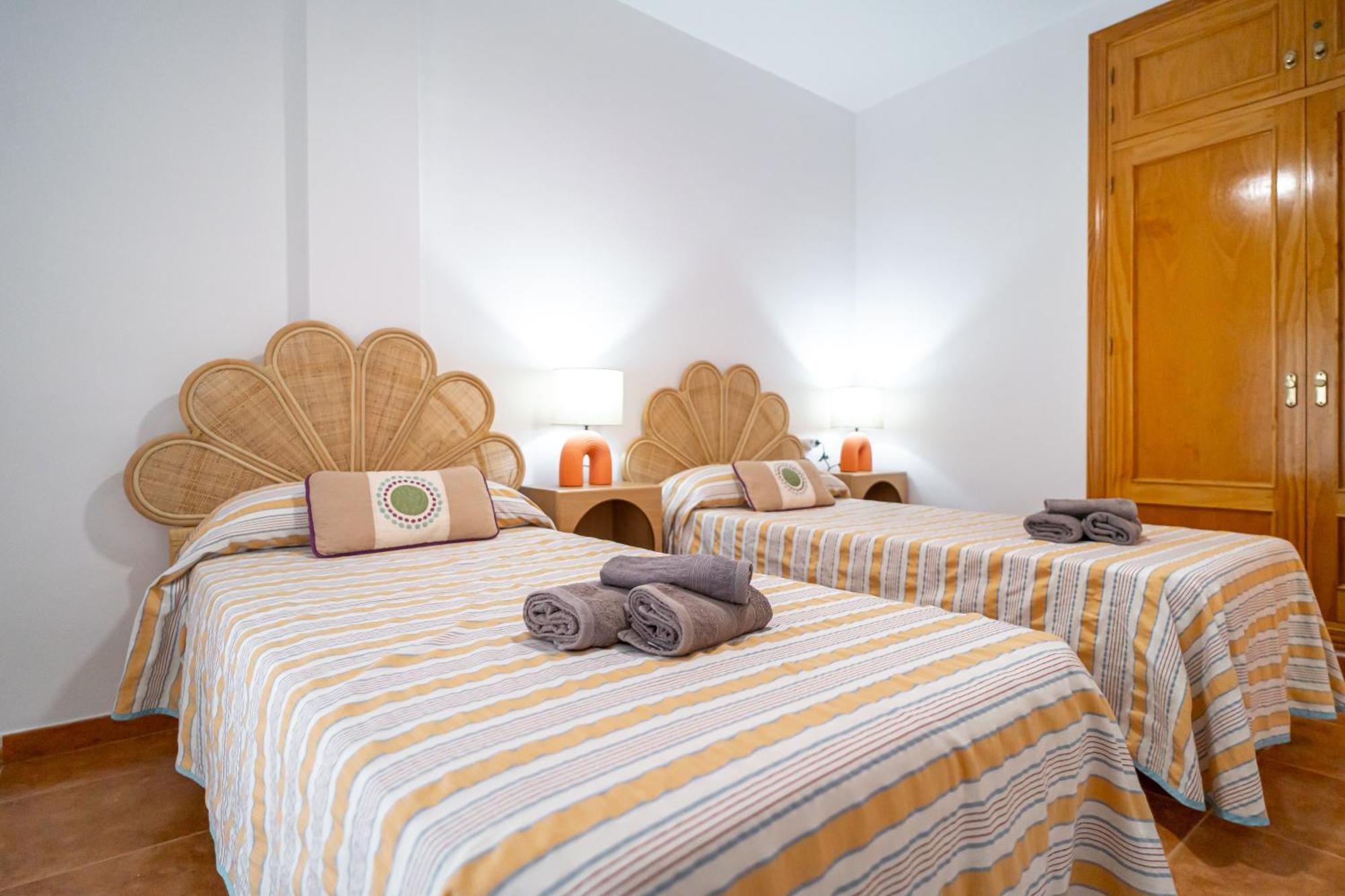 Apartamento Steffi - Centro De Нерха Екстериор снимка