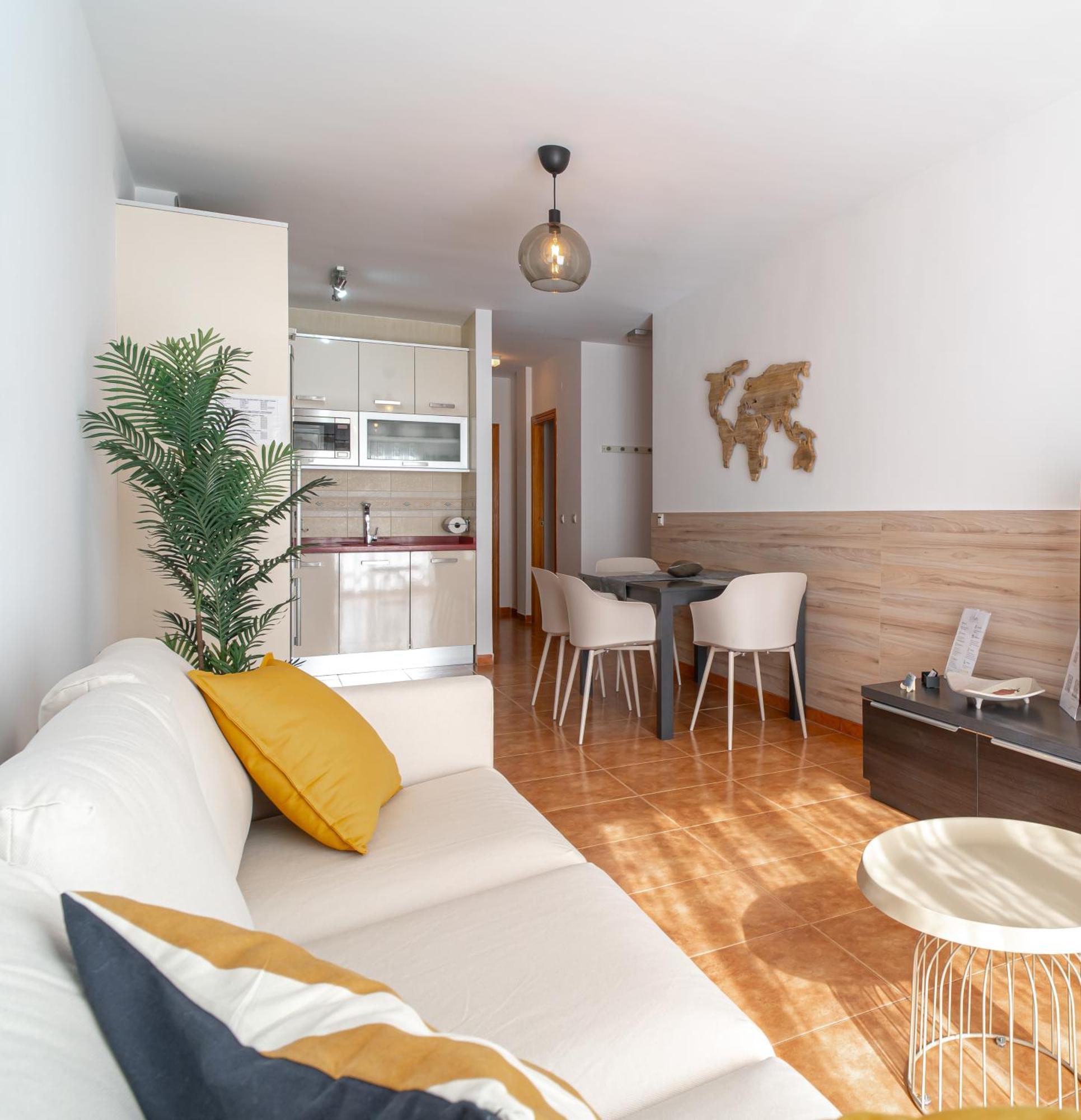Apartamento Steffi - Centro De Нерха Екстериор снимка