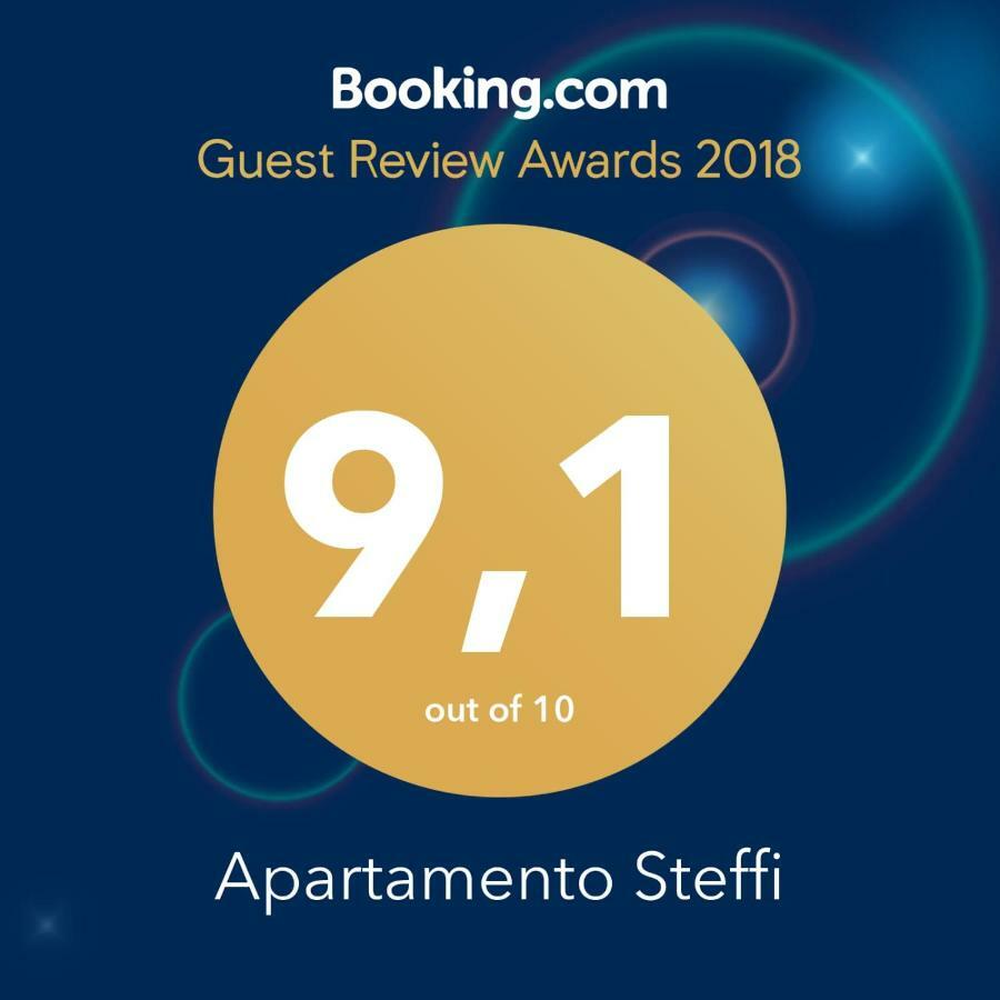 Apartamento Steffi - Centro De Нерха Екстериор снимка